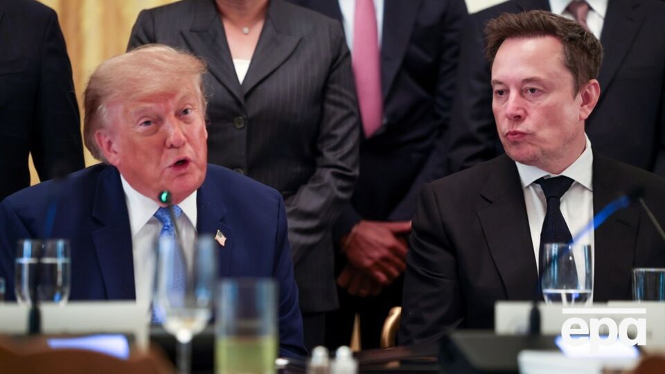 Трамп, вероятно, был не против ограничения работы "военного пакета" Starlink в Украине – Axios