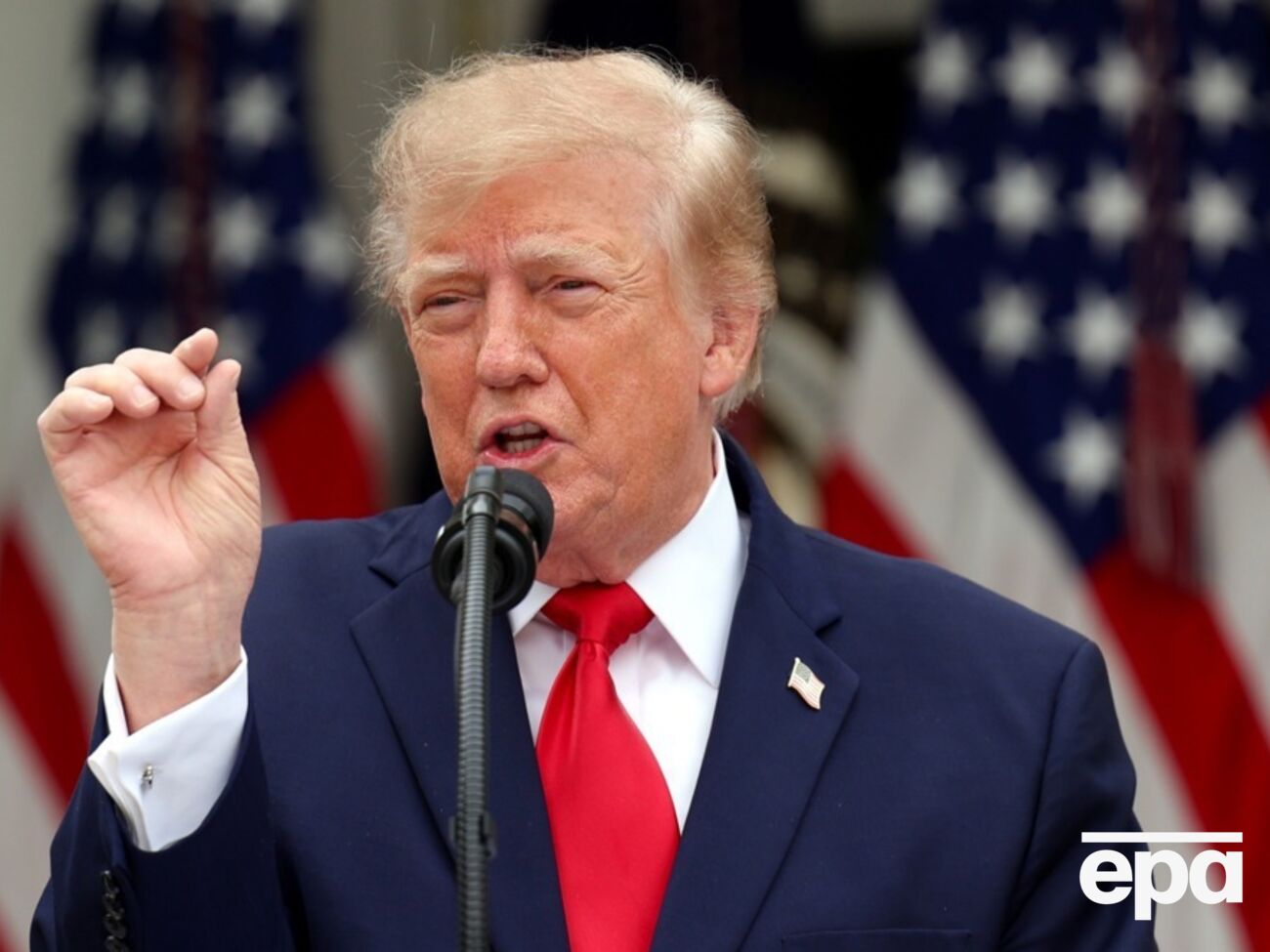 Журналіст пояснив, чому Трамп оголосив про послаблення санкцій против РФ перед вихідними