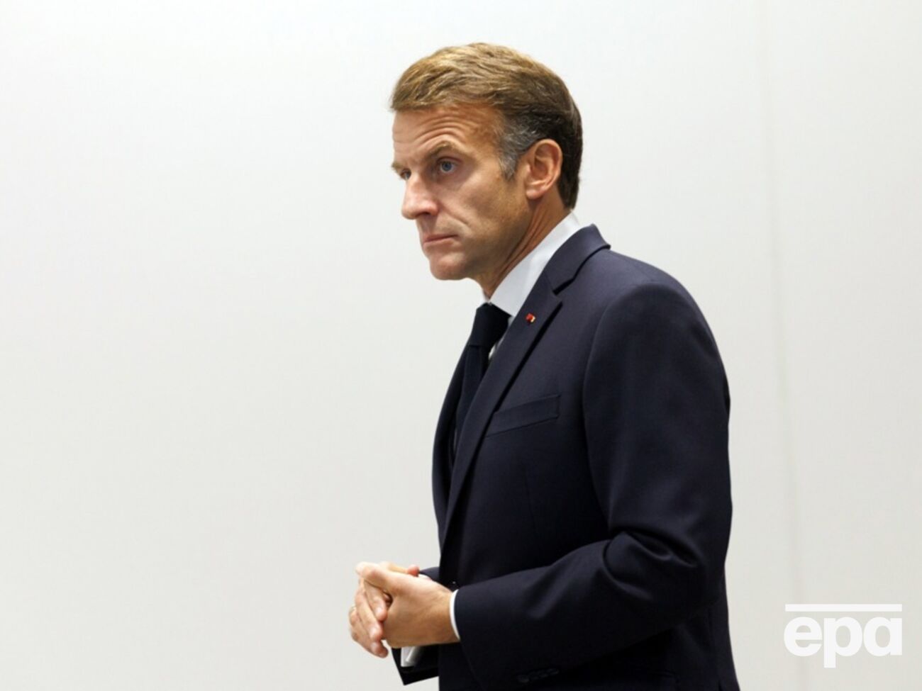 Макрон різко відповів Ле Пен на заяви про припинення допомоги Україні