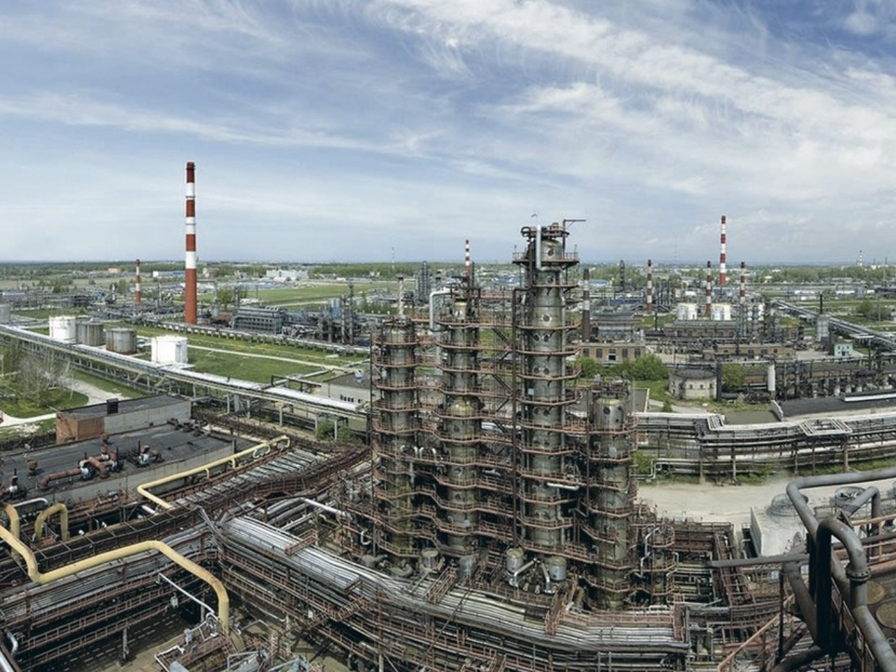 НПЗ, який постачає пальне до Москви, зупинив переробку нафти після атаки дронів 