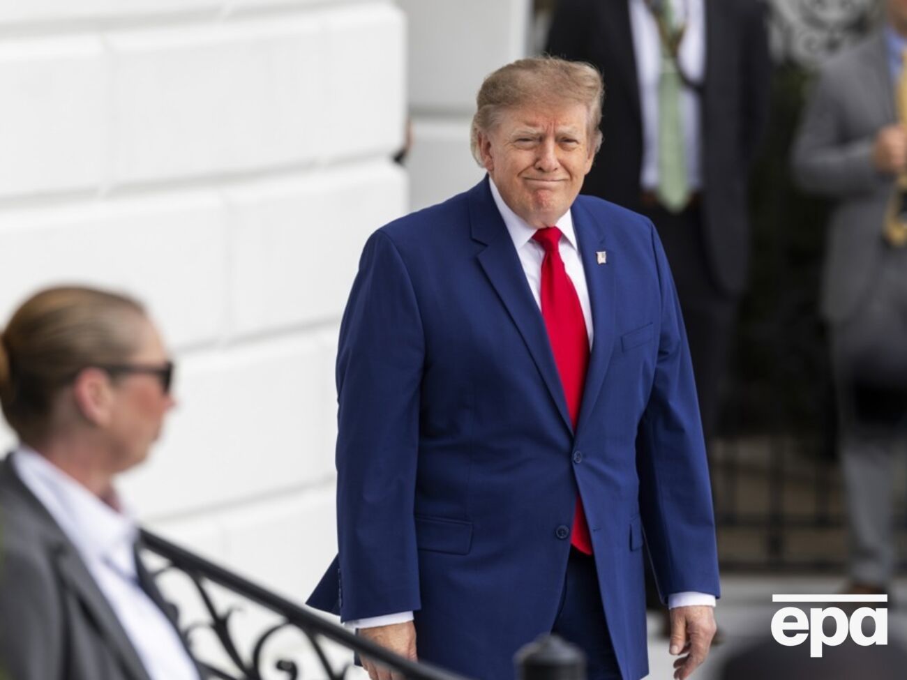 Трамп прокоментував рішення про блокування санкцій проти РФ. Назвав його "корисним"