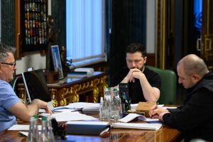 Зеленский поговорил с Виткоффом и Кушнером