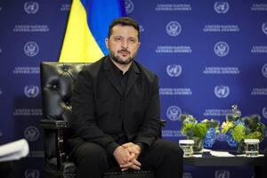 Зеленський повідомив про відновлення обміну розвідданими між США та Україною