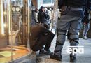 В Милане протесты переросли в столкновения и погромы магазинов, сотни задержанных. Фоторепортаж