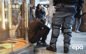 У Мілані протести переросли в сутички й погроми магазинів, сотні затриманих. Фоторепортаж