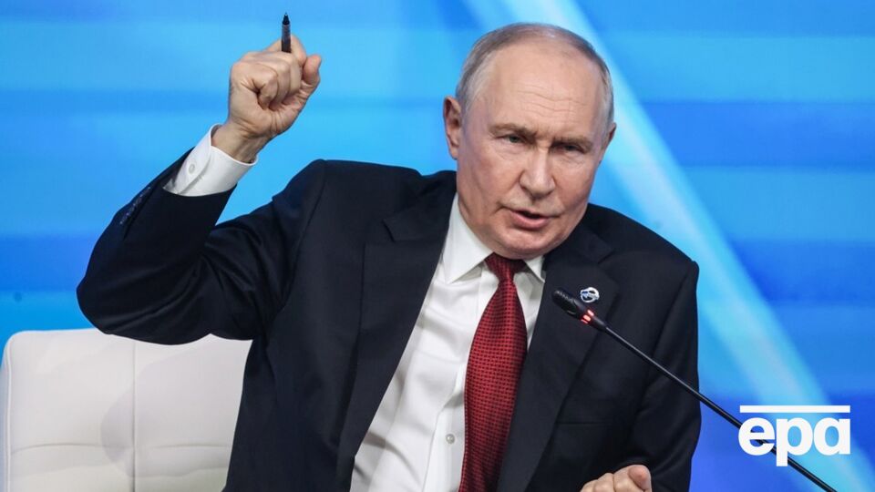 Хвостик тигра, граната від солдата, Україна "не існує", ЄС "розвалиться". Найяскравіше з 3,5 годин марення Путіна на "Валдаї"