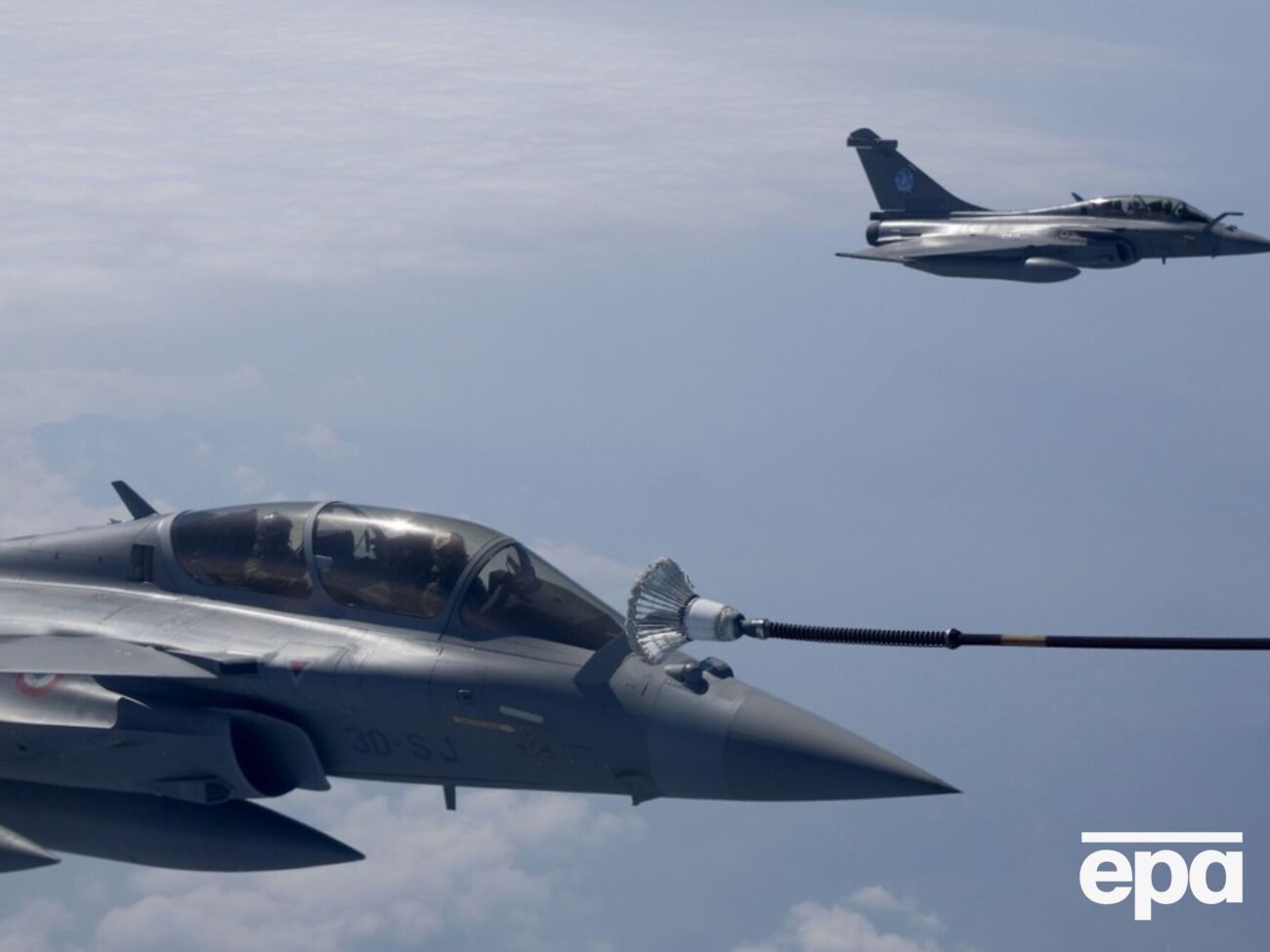 Франція розпочала підготовку українців до польотів на Rafale. Коли передасть винищувачі