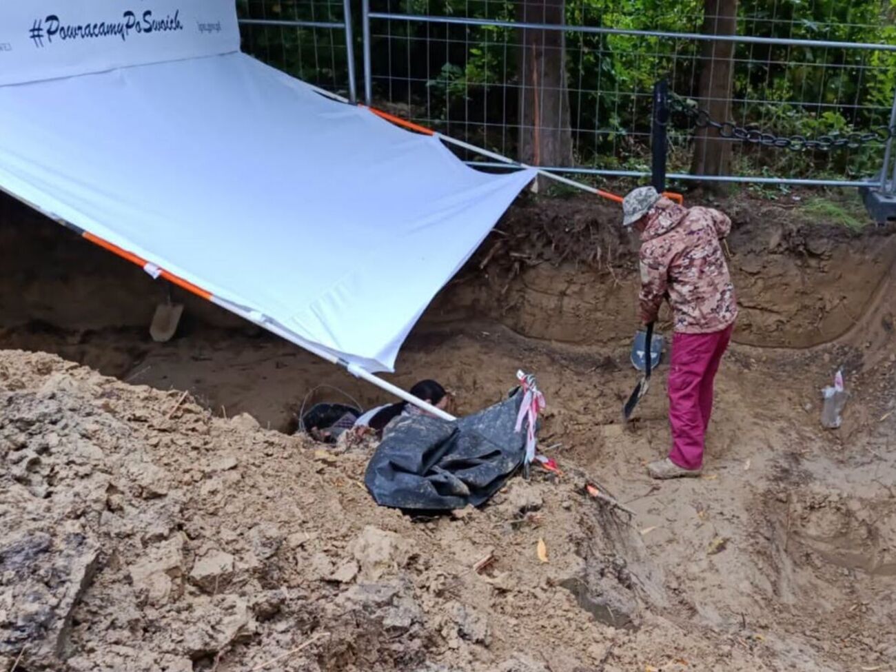 У Львові завершили ексгумацію останків польських військових і військовослужбовців вермахту. Фото