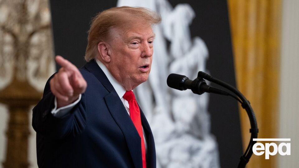 Трамп, імовірно, має намір змусити Україну укласти мирну угоду до грудня. WP пояснила