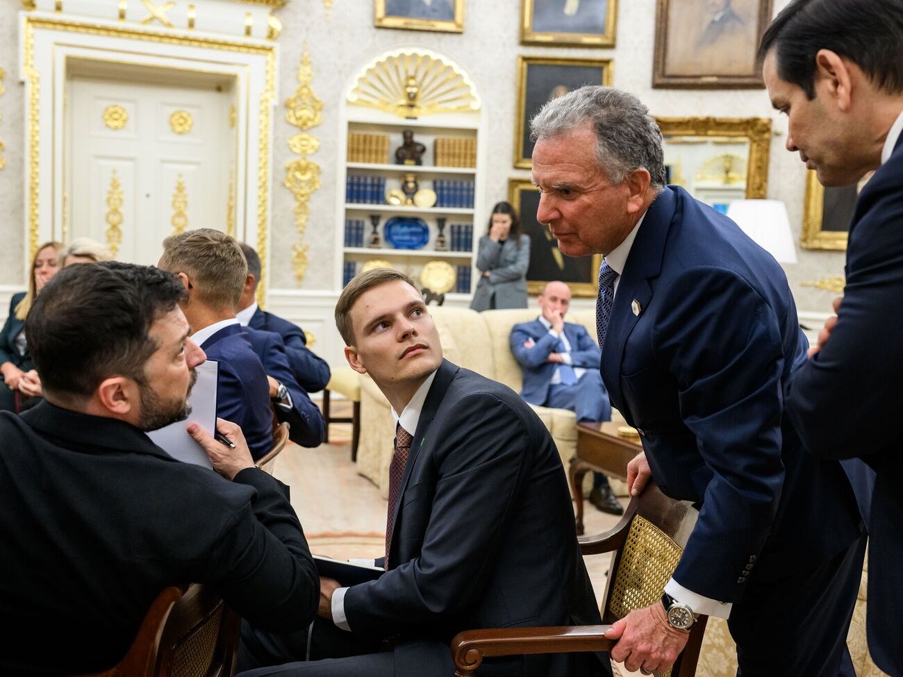 NYT – про послання від Трампа Зеленському, з яким Віткофф полетів в Осло