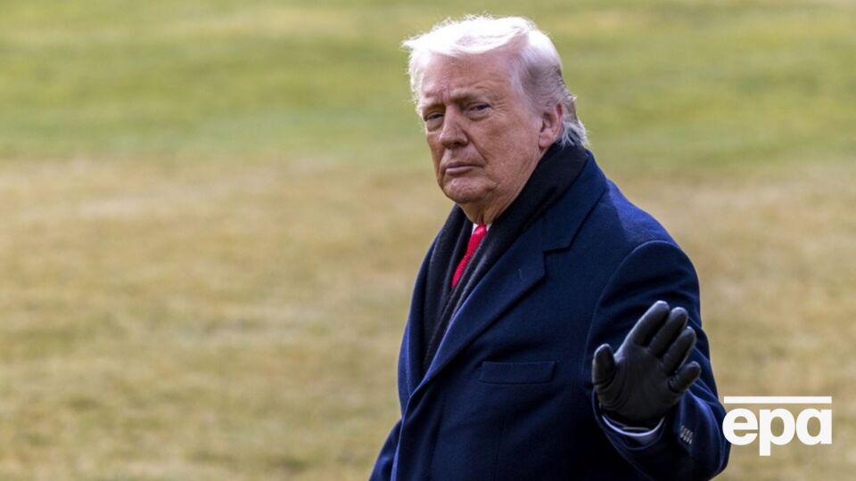 "Очень глупый" генерал, грязь и Javelin. Трамп рассказал свою версию, почему россияне не захватили Киев