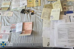 СБУ задержала ветерана армии РФ, которая приехала, чтобы восстановить украинский загранпаспорт