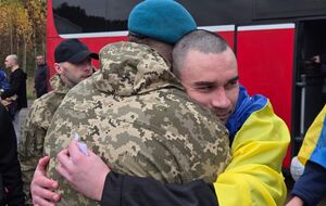 Украина и РФ обменялись пленными. Среди освобожденных – военные, которые были в Оленовке