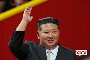 На тлі новин про кому і смерть Кім Чен Ин відвідав Китай