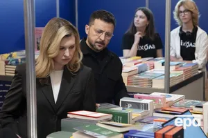 Флірт і підтримка. Зеленський відверто розповів про стосунки з дружиною
