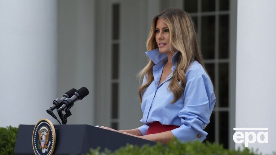 "Лучше профессионалов". Трамп прокомментировал мирные усилия первой леди США