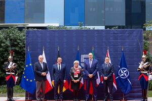 П’ять країн Європи назвали РФ головною загрозою та зробили заяву щодо України. Що вирішили в Парижі
