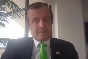 Разговор Путина и Трампа о Зеленском, тайный план по трехсторонней встрече. Стрим Бацман с Пинкусом. Видео