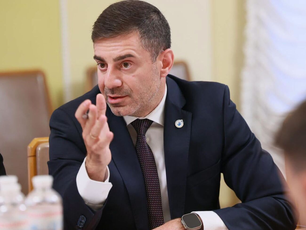 Лубінець вирушив із гуманітарною місією до Олешок. Делегації України та РФ вилетіли з Білорусі одним бортом