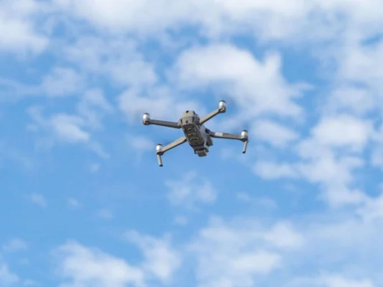Можно ли убегать, когда вражеский FPV-дрон атакует автобус с пассажирами? Эти советы сохранят жизнь