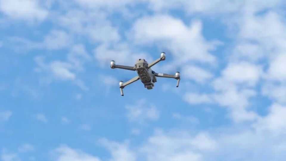 Можно ли убегать, когда вражеский FPV-дрон атакует автобус с пассажирами? Эти советы сохранят жизнь