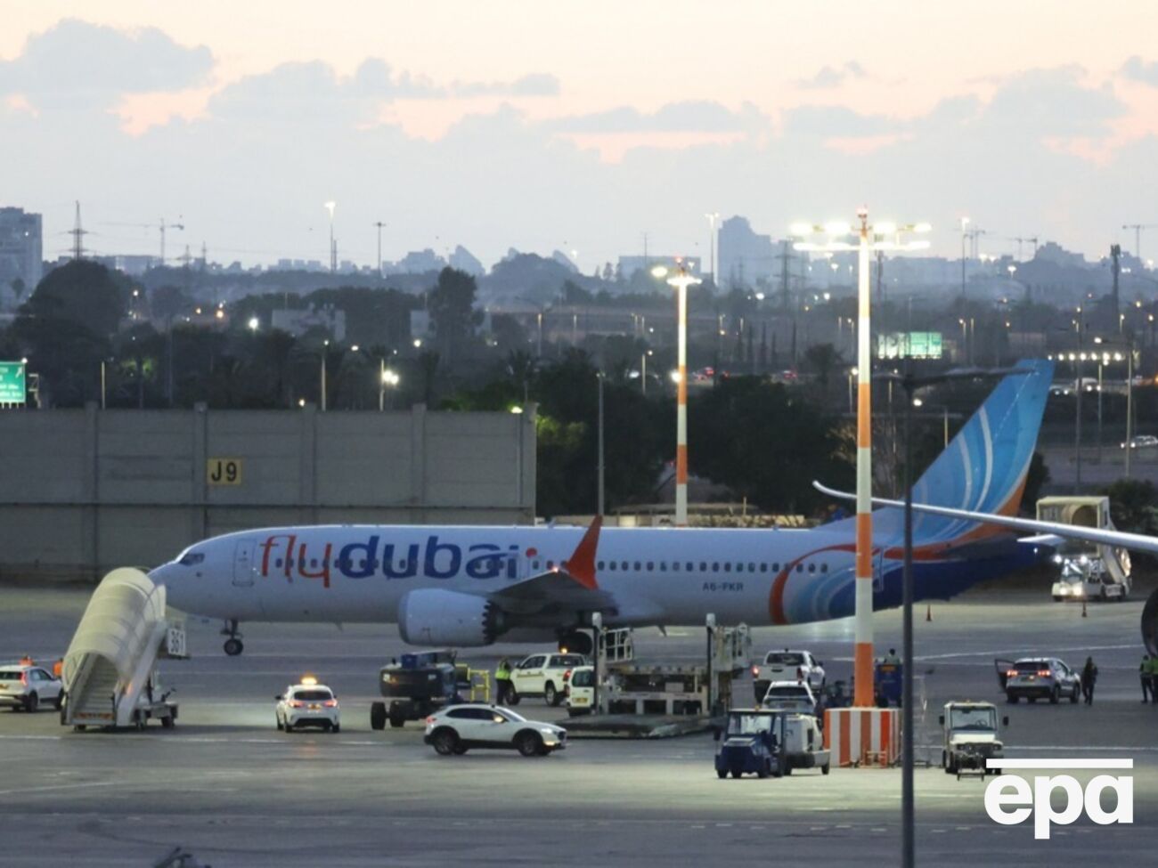 Пілота Flydubai раніше відсторонили від польотів, визнавши "загрозою безпеці". ЗМІ дізнався деталі
