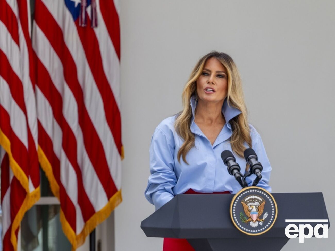 Меланія Трамп написала про події в Олешках, зробивши репост допису російської омбудсменки