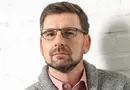 Те, кто пишет, совсем не синхронизируются с теми, кто воюет