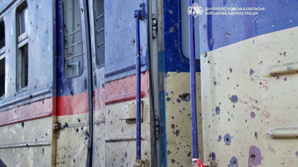 РФ завдала повторного прицільного удару по вокзалу у Дніпрі, де напередодні загинуло 15 людей