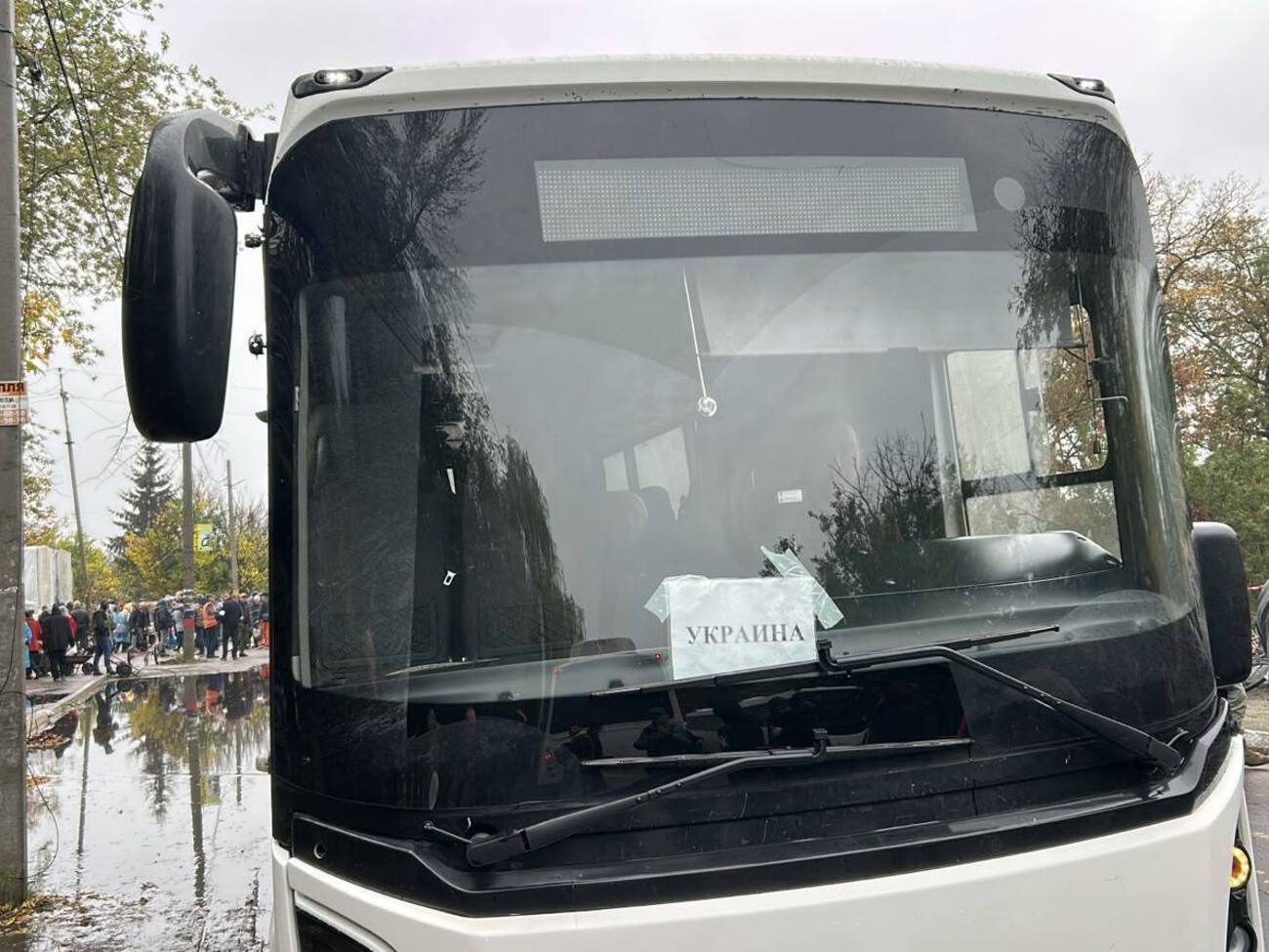 Делегація України з евакуйованими мешканцями Олешків вирушила до Анапи. Арахамія повідомив, що далі