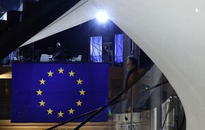"Кремль теряет самообладание". В ЕС отреагировали на угрозы МИД России "ударами возмездия"