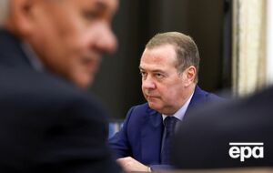 Медведєв заявив, що Вірменія ризикує перетворитися на "нову Україну"