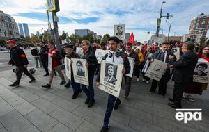 Выкрикивали "Долой царя!". В Москве на митинге задержали десятки человек. Видео