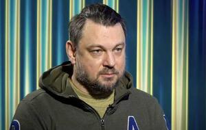 Журналіст заявив, що через рішення уряду міста не можуть оплачувати роботу транспорту, лікарень і теплопостачальних підприємств