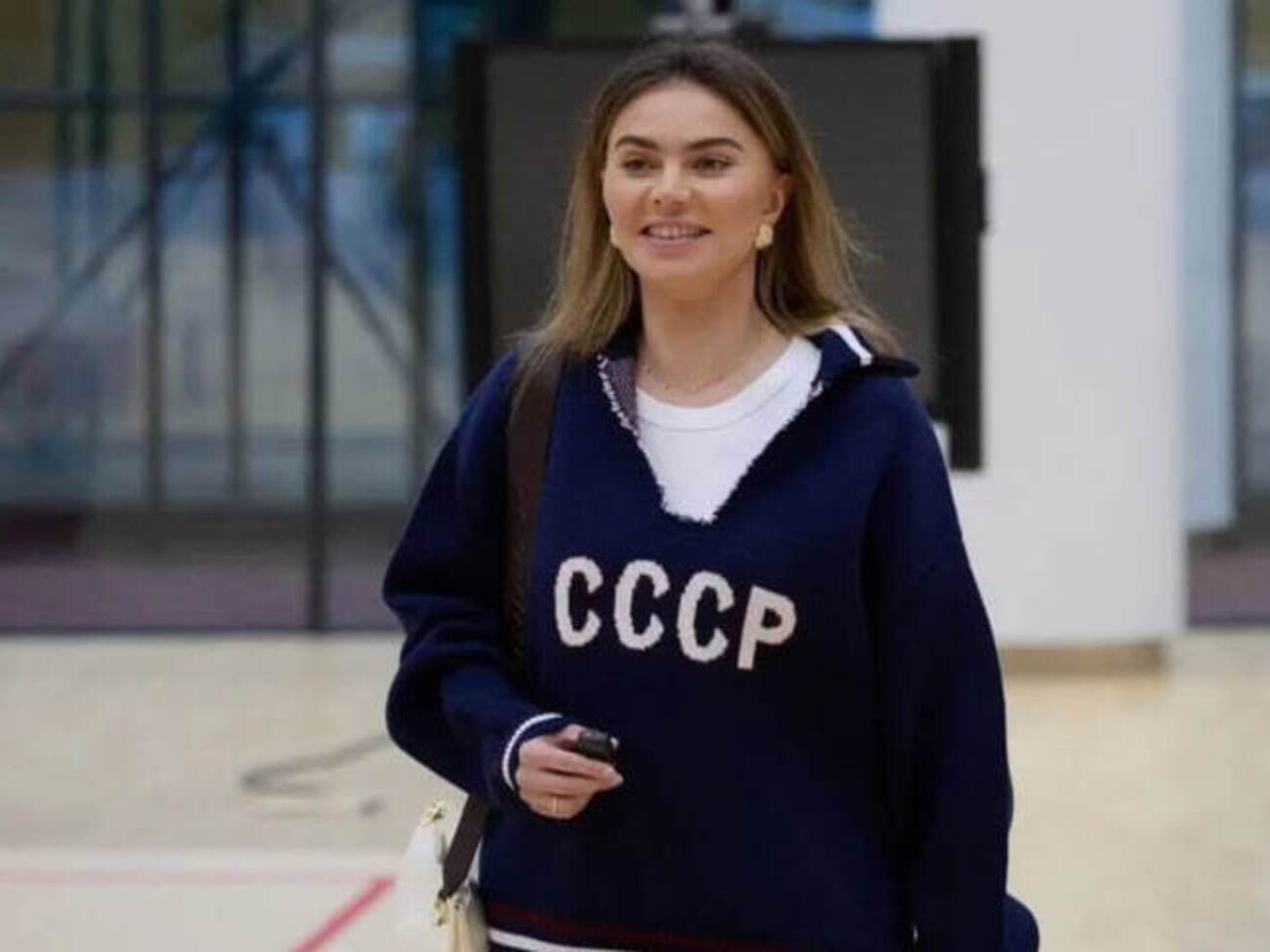 Кабаева, которую называют гражданской женой Путина, появилась в запрещенном в РФ мессенджере – СМИ