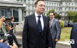 Маск снова триллионер. Акции SpaceX резко взлетели