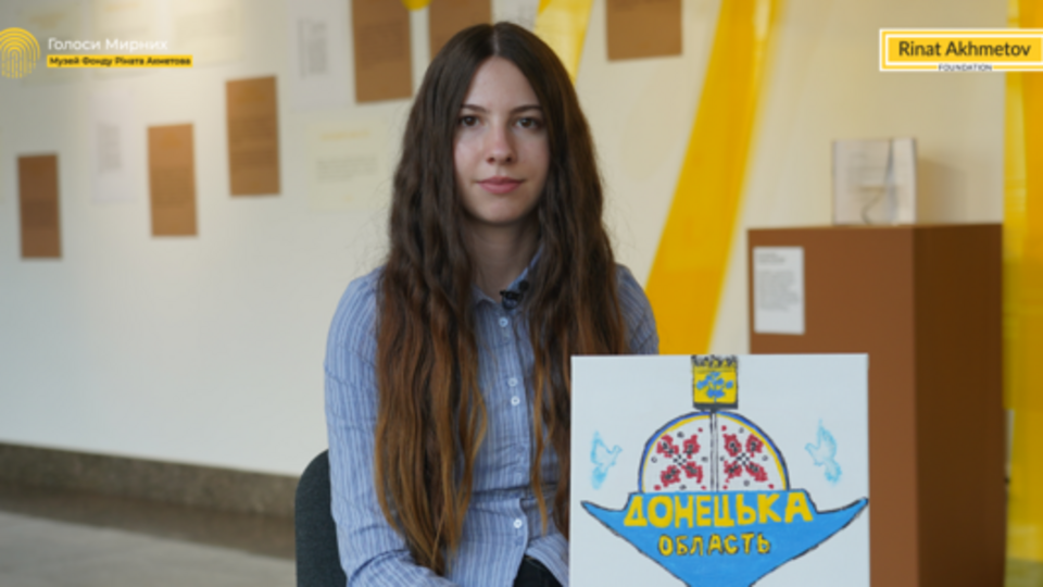 Історія 12-річної Катерини Іоргу, яка вижила під час удару по вокзалу Краматорська 2022 року, увійшла до музею "Голоси Мирних"