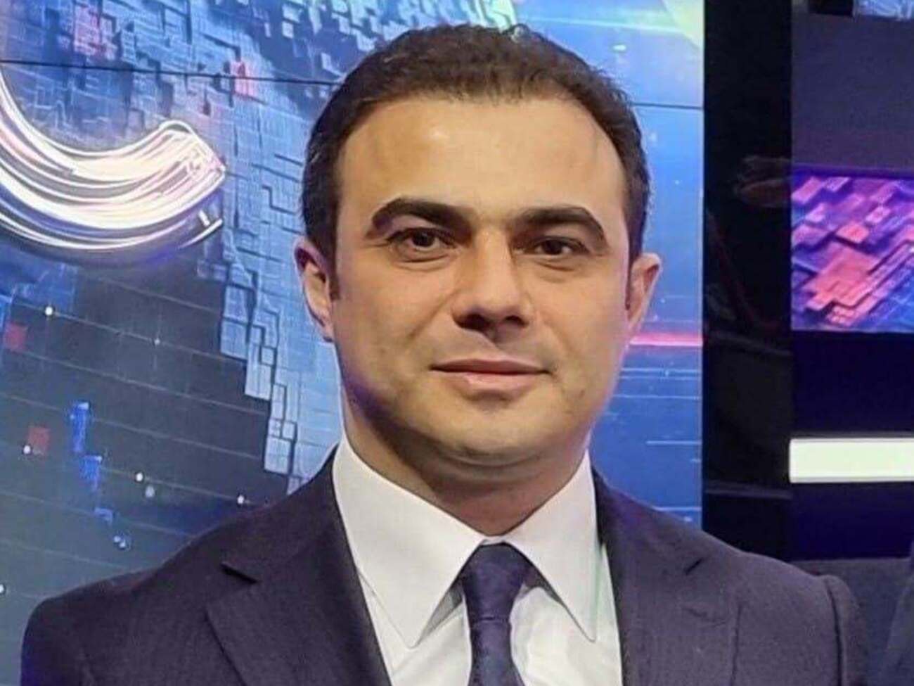 Плюнуть в рожу тому, кто такое лепечет