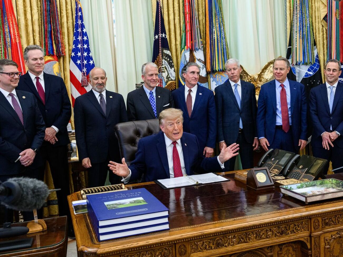Трамп повідомив про запланований дзвінок Путіну: "У нього день народження, ви будете святкувати"