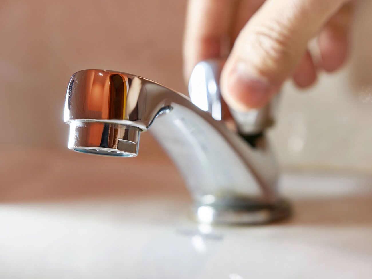 У Києві виникли перебої з водою через проблеми з електропостачанням. Що відомо