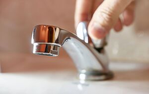 У Києві виникли перебої з водою через проблеми з електропостачанням. Що відомо