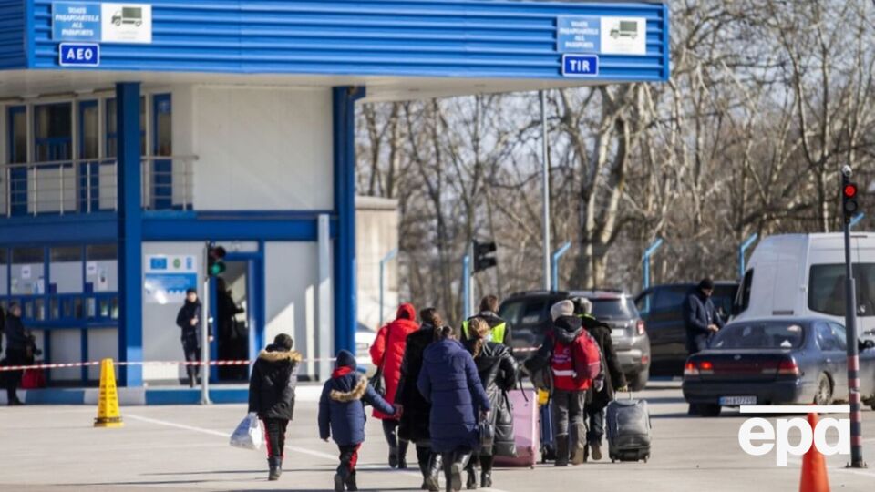 Молдова строит укрытия на границе с Украиной и отводит своих пограничников