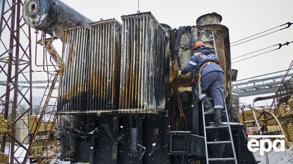 РФ розрахувала кількість ракет і дронів для знищення енергетики України. "Схеми" дістали секретний документ