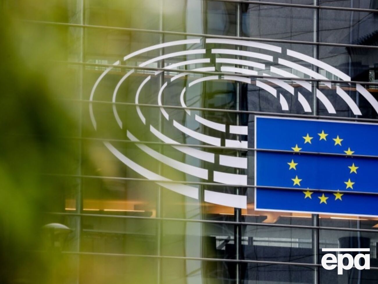 ЕС согласовал крупный пакет санкций против РФ, большинство лиц связаны с ВПК – Reuters