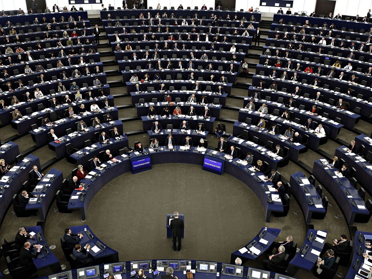 Європарламент назвав вибори до Держдуми РФ фіктивними й відмовився визнавати їхні результати