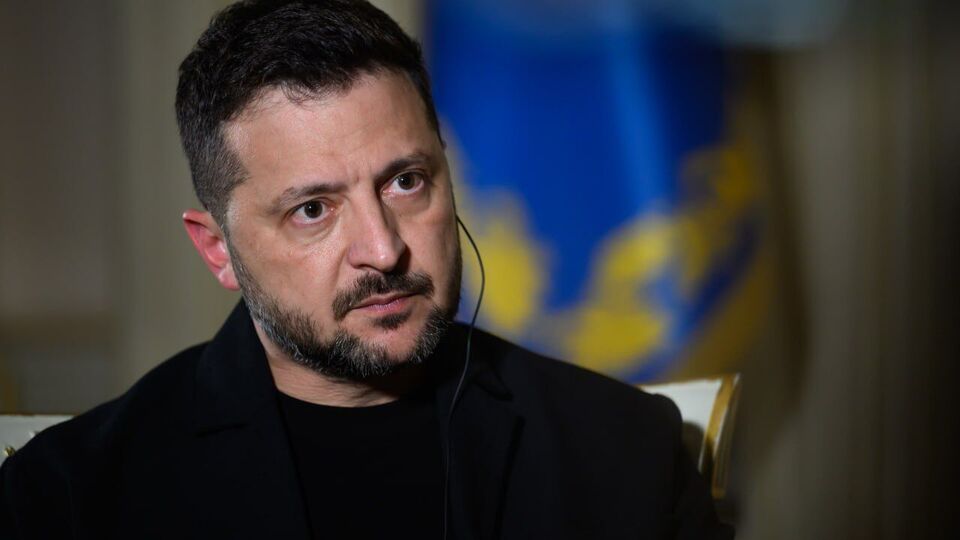 Зеленський про реалістичний варіант припинення вогню: Розумію