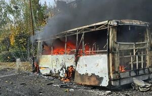 РФ атакувала автобус у Краматорську, вбивши щонайменше 12 людей. ОВА показала страшні кадри