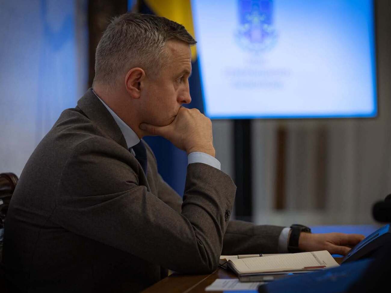 Виїзд Кравченка за кордон і справа "Карфаген". В ОГП заявили про звільнення низки прокурорів