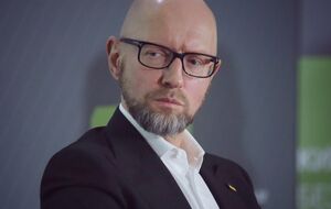 Пишут, что в России меня объявили в розыск. Пусть сходят с ума от бессилия