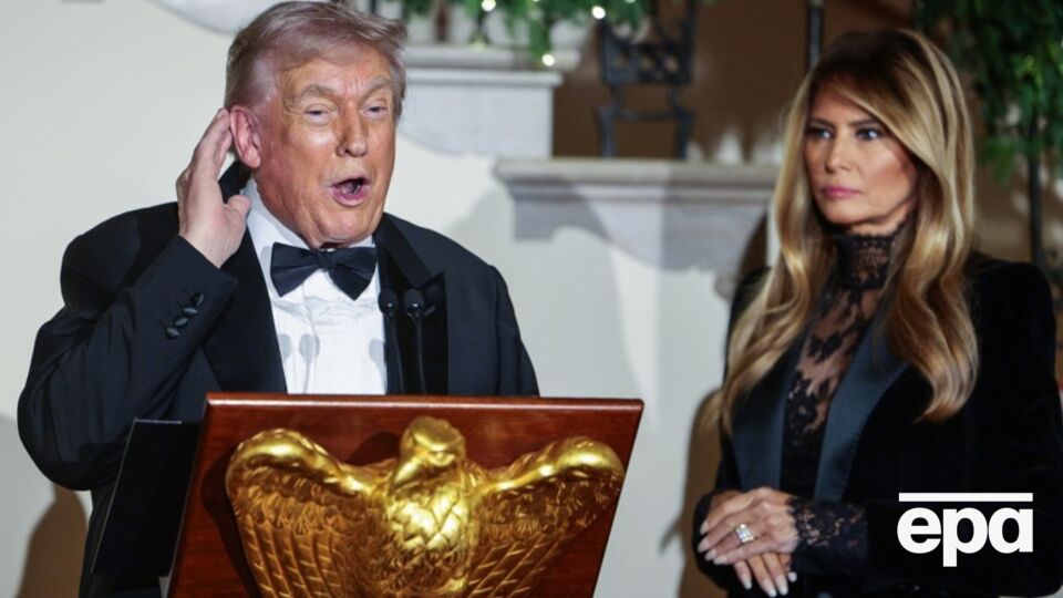 Дональд и Меланья Трамп поженились в январе 2005 года